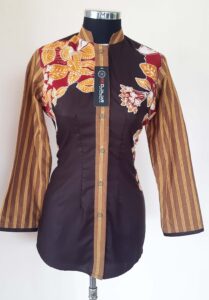 BAJU BATIK PEREMPUAN