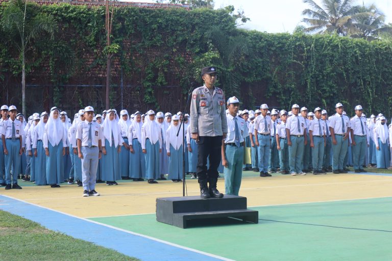 Himbauan Tertib Berlalu Lintas Oleh Polres Pacitan