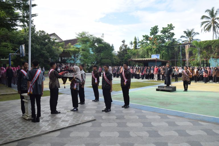 HARI PENDIDIKAN NASIONAL 2025 : TEGUHKAN KOMITMEN UNTUK GENERASI PENERUS BANGSA